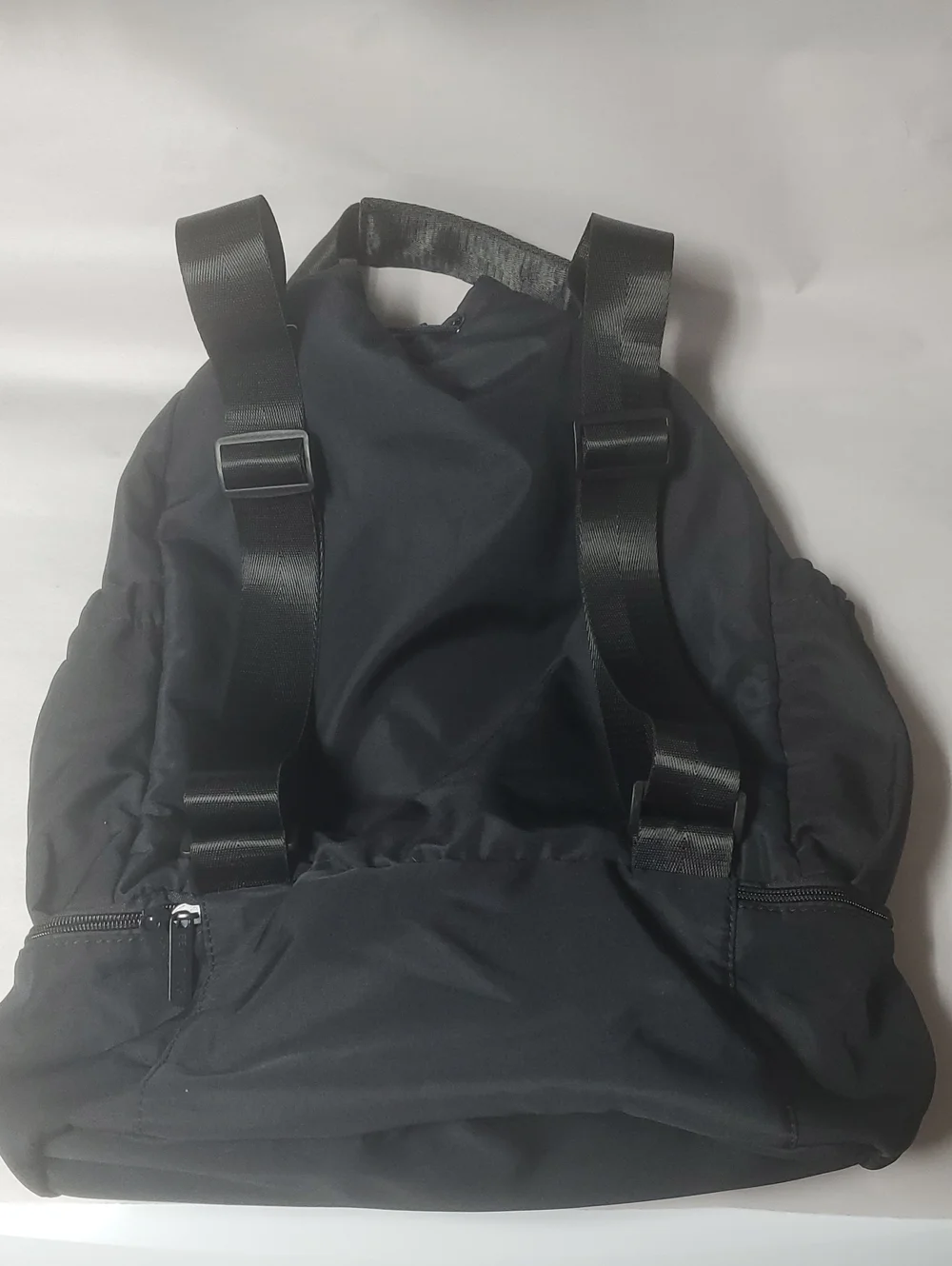 BEYOND YOGA Black Convertible Gym Bag Nylon Shoulder Tote-Backpack Travel School